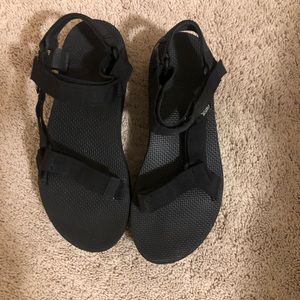 Black Platform Tevas